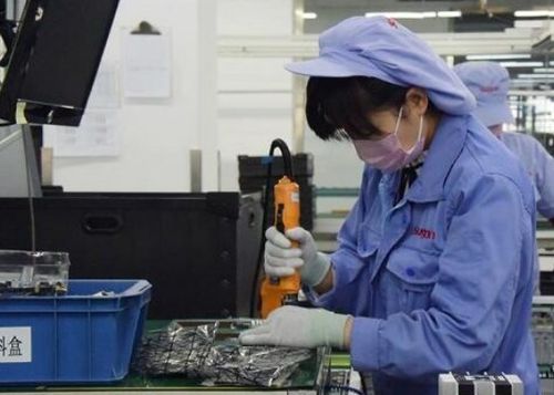 新一期LPR下行 精準滴灌助力降成本，金融戰疫穩固實體經濟